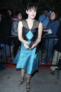 Jena Malone feet photo thumbnail