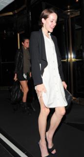 Jena Malone feet photo thumbnail