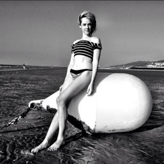 Jena Malone feet photo thumbnail