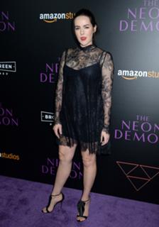 Jena Malone feet photo thumbnail