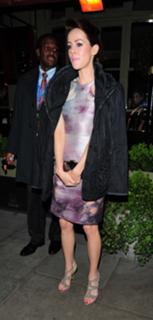 Jena Malone feet photo thumbnail
