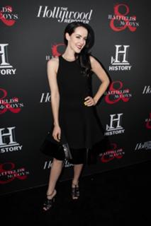 Jena Malone feet photo thumbnail