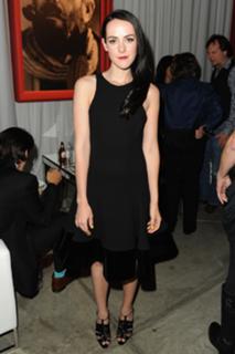 Jena Malone feet photo thumbnail