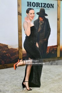 Jena Malone feet photo thumbnail