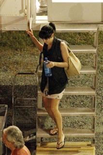 Jena Malone feet photo thumbnail