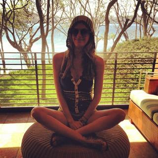 Jena Sims feet photo thumbnail