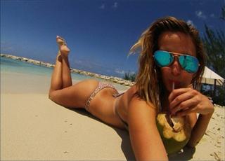 Jena Sims feet photo thumbnail