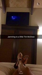 Jena Sims feet photo thumbnail