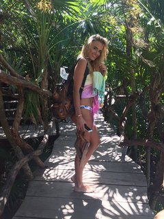 Jena Sims feet photo thumbnail