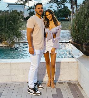 Jena Sims feet photo thumbnail