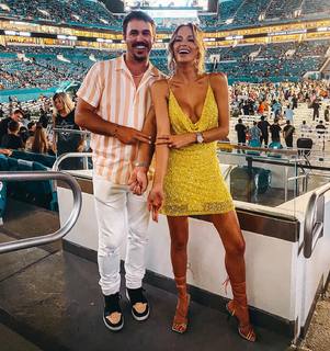 Jena Sims feet photo thumbnail