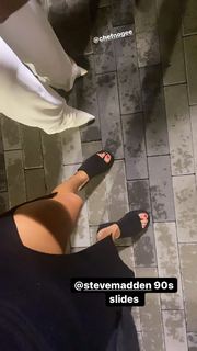 Jena Sims feet photo thumbnail