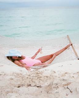 Jena Sims feet photo thumbnail