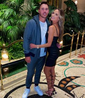 Jena Sims feet photo thumbnail