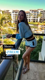 Jena Sims feet photo thumbnail