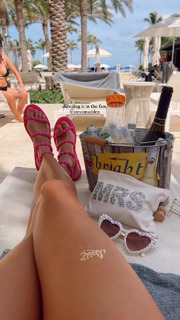 Jena Sims feet photo thumbnail