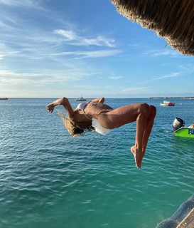 Jena Sims feet photo thumbnail