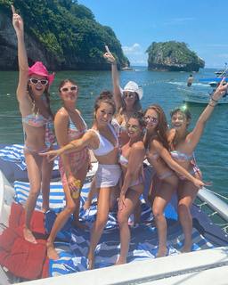 Jena Sims feet photo thumbnail