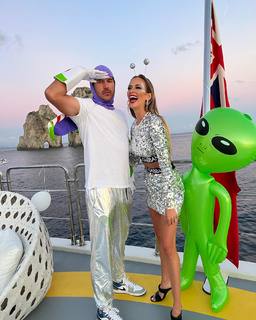 Jena Sims feet photo thumbnail