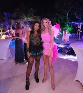 Jena Sims feet photo thumbnail