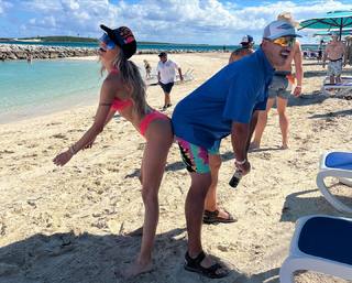 Jena Sims feet photo thumbnail