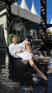 Jena Sims feet photo thumbnail