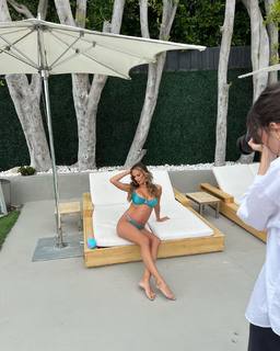 Jena Sims feet photo thumbnail