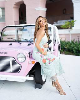 Jena Sims feet photo thumbnail