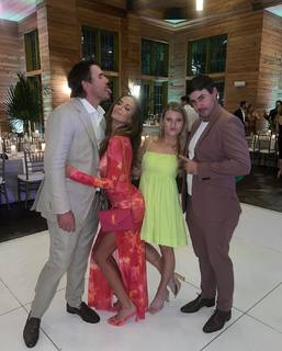 Jena Sims feet photo thumbnail