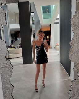 Jena Sims feet photo thumbnail