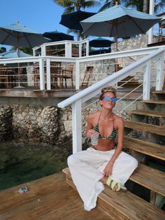 Jena Sims feet photo thumbnail