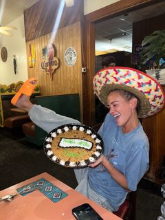 Jena Sims feet photo thumbnail