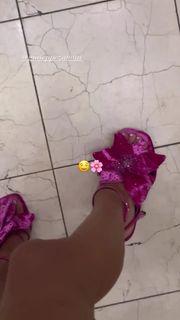 Jena Sims feet photo thumbnail