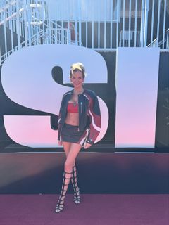 Jena Sims feet photo thumbnail