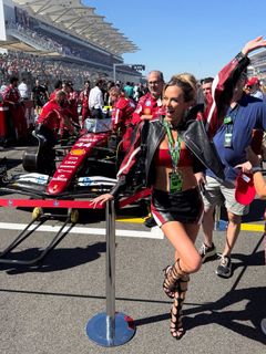 Jena Sims feet photo thumbnail