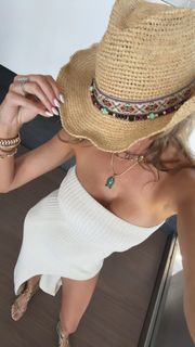 Jena Sims feet photo thumbnail