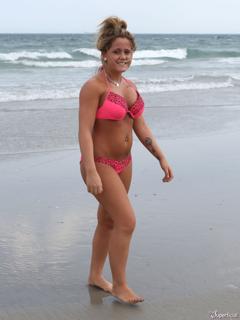 Jenelle Evans feet photo 4