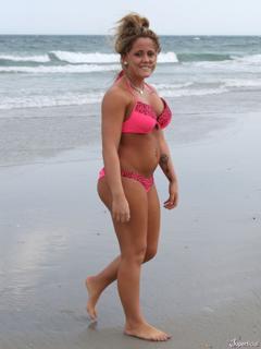 Jenelle Evans feet photo 3