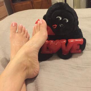 Jenelle Jcakess feet photo thumbnail