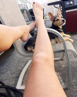 Jenelle Jcakess feet photo thumbnail