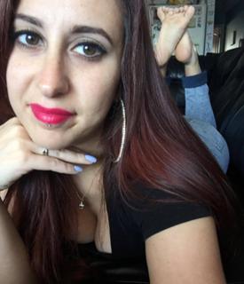 Jenelle Jcakess feet photo thumbnail