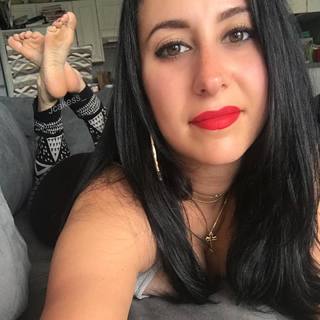 Jenelle Jcakess feet photo thumbnail