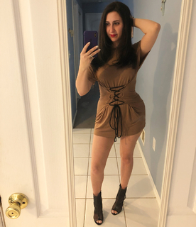 Jenelle Jcakess feet photo thumbnail