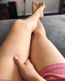 Jenelle Jcakess feet photo thumbnail