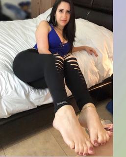 Jenelle Jcakess feet photo thumbnail