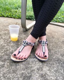 Jenelle Jcakess feet photo thumbnail