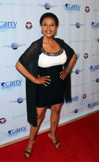 Jenifer Lewis feet photo 2