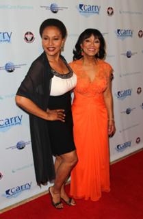 Jenifer Lewis feet photo 1