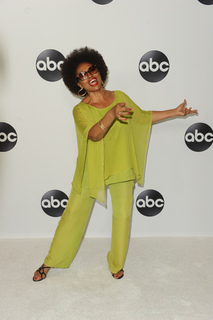 Jenifer Lewis feet photo 8