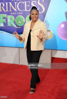 Jenifer Lewis feet photo 9